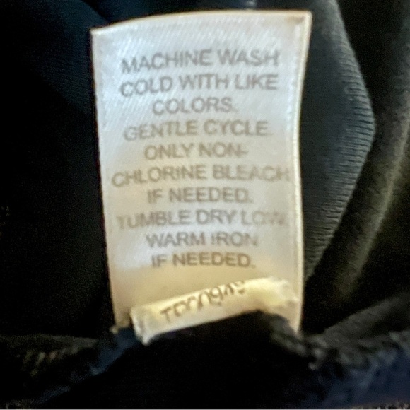 J. Jill L Petite Navy Blue Perfect Pima Long Sleeve Scoop Neck Tee 100% Cotton - Picture 6 of 6